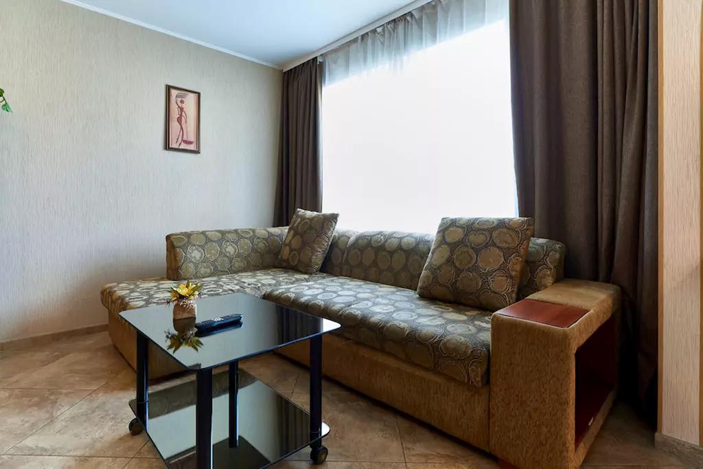 Home Hotel Apartments In Pecherskiy Area Киев Екстериор снимка